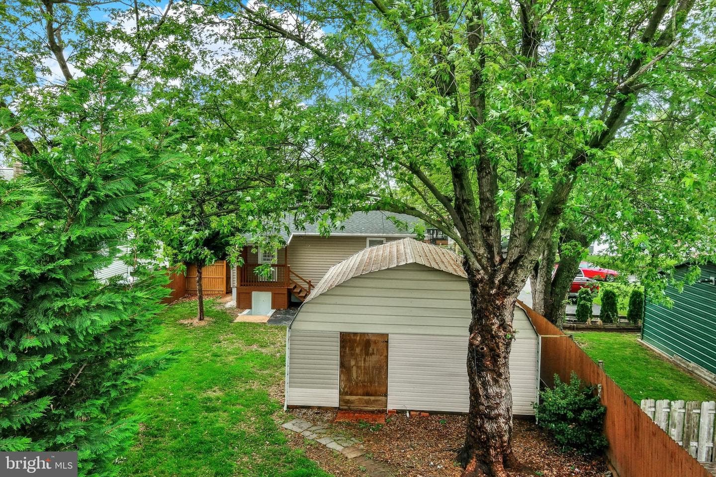 1719 Pin Oak Avenue photo 28