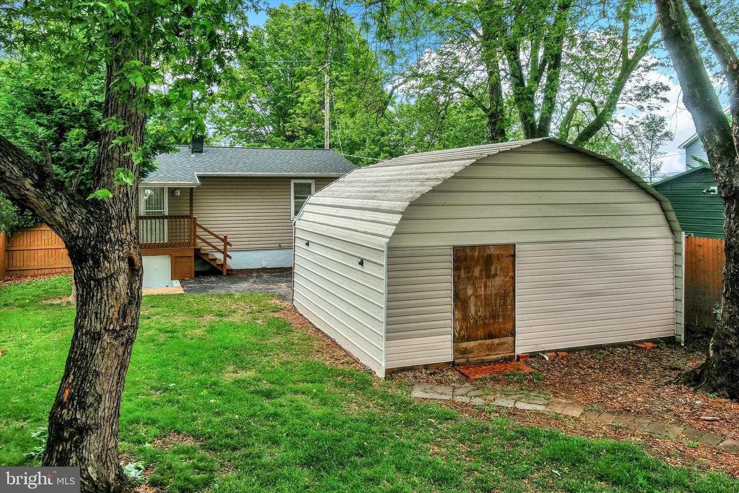 1719 Pin Oak Avenue photo 29