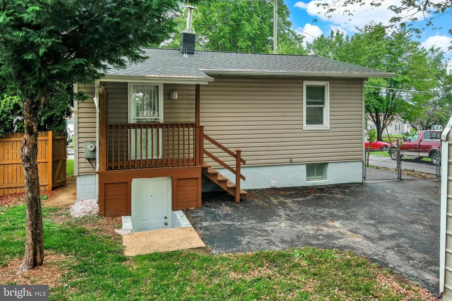 1719 Pin Oak Avenue photo 30
