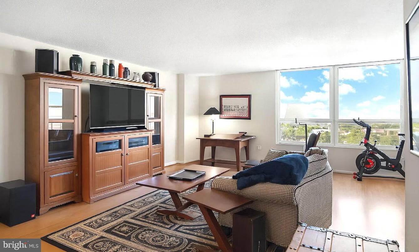 205 E Joppa Road #608 photo 2