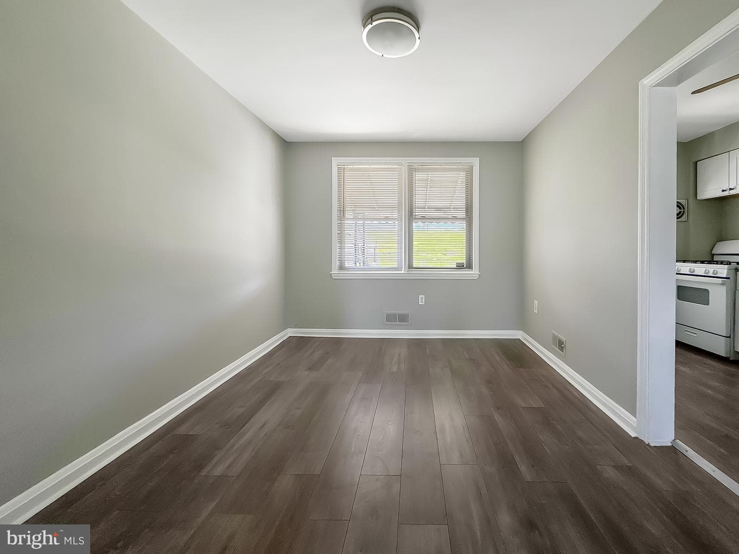 406 Overview Avenue photo 5