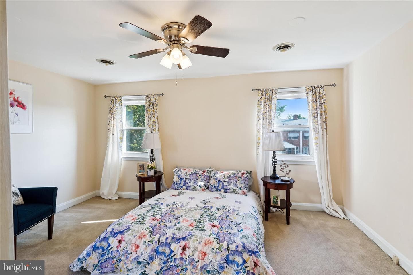 1075 Elm photo 18
