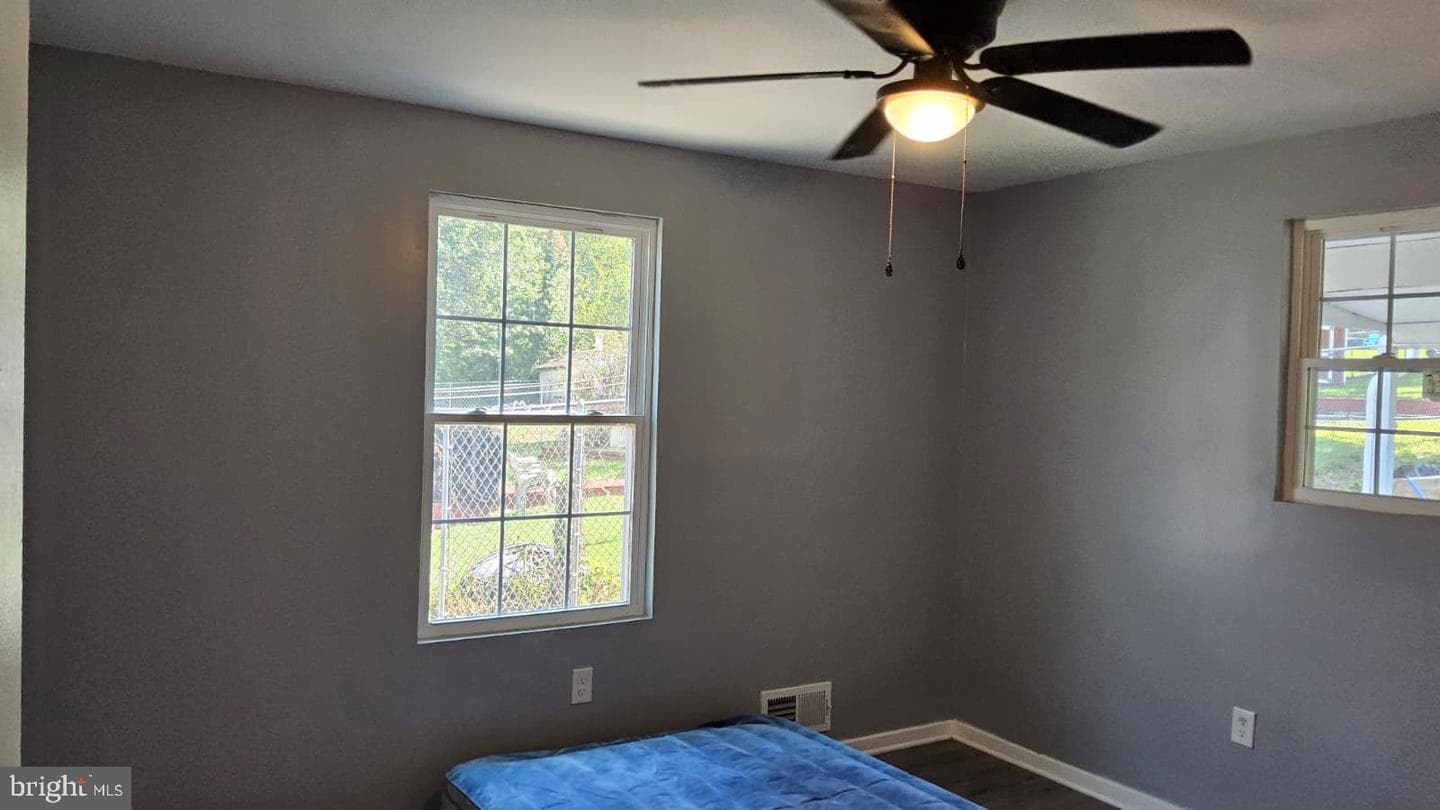 3107 California Ave photo 19
