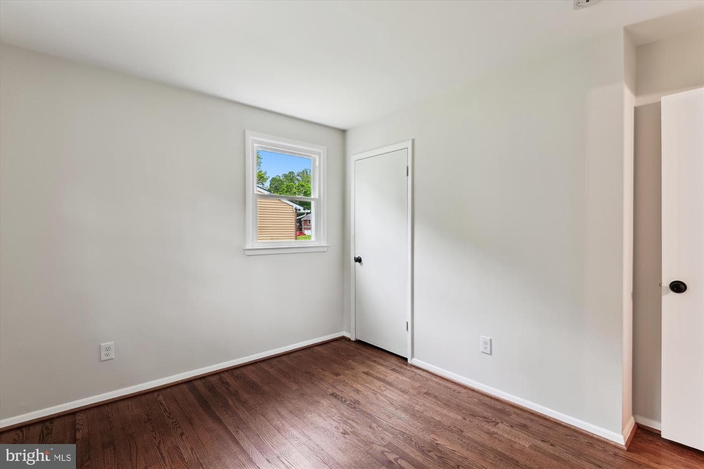 8404 Church Lane photo 26