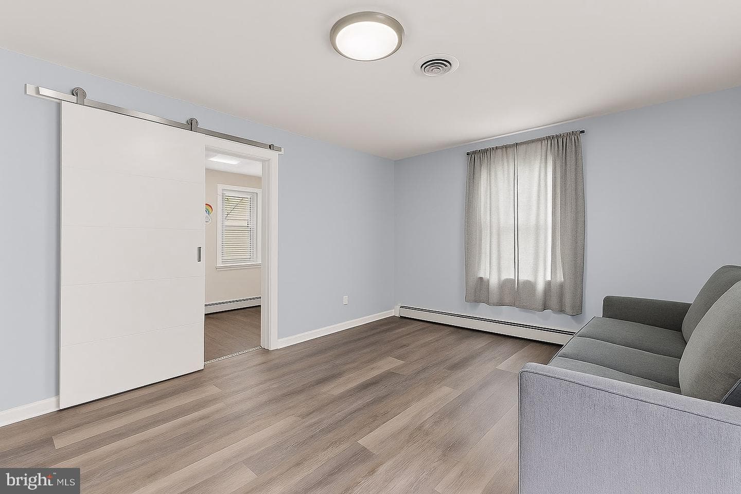 5911 Cecil Avenue photo 3