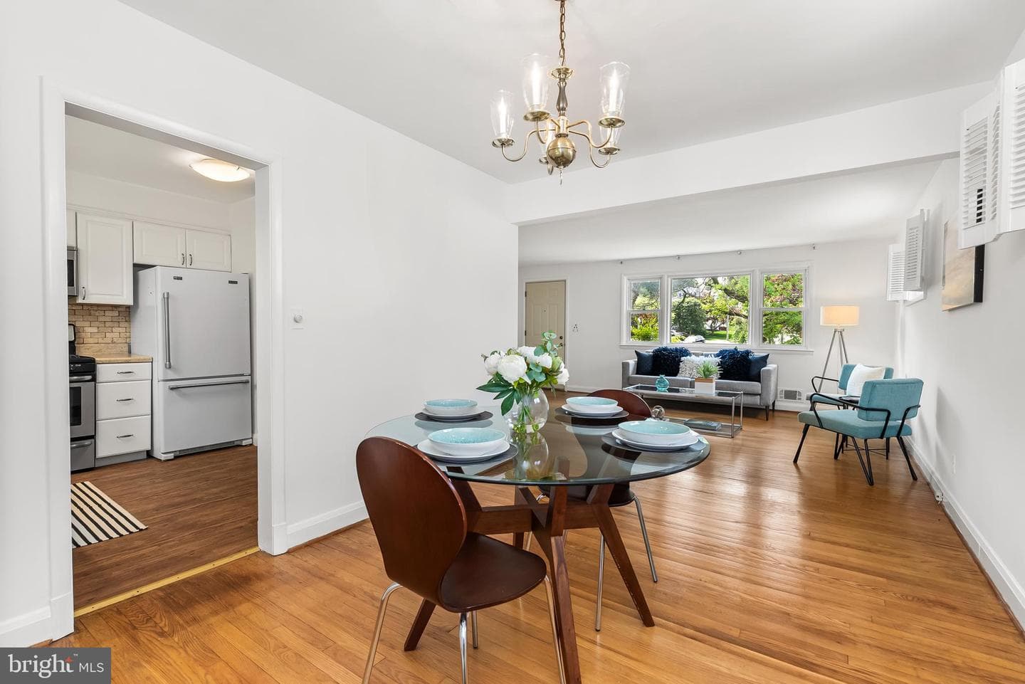 1401 Charmuth Road photo 7