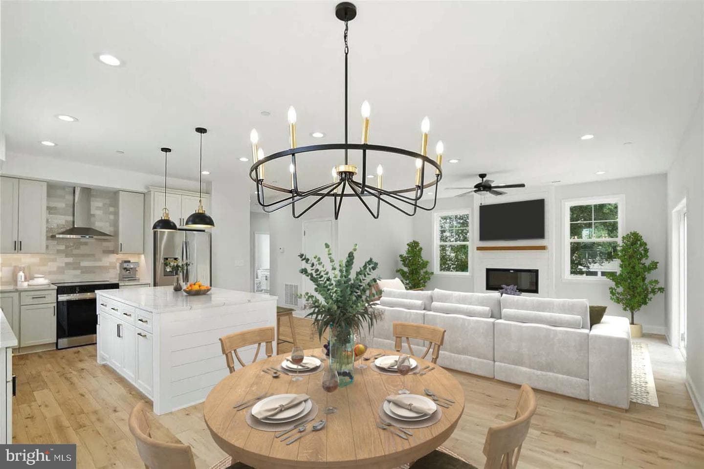 1619 Holly Tree Road photo 7