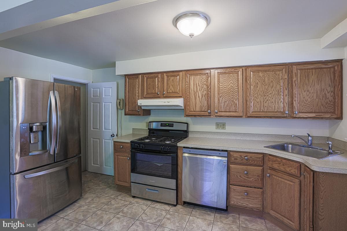 7129 Greenwood Avenue photo 6