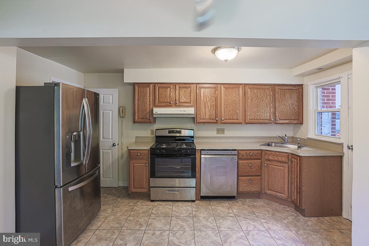 7129 Greenwood Avenue photo 7