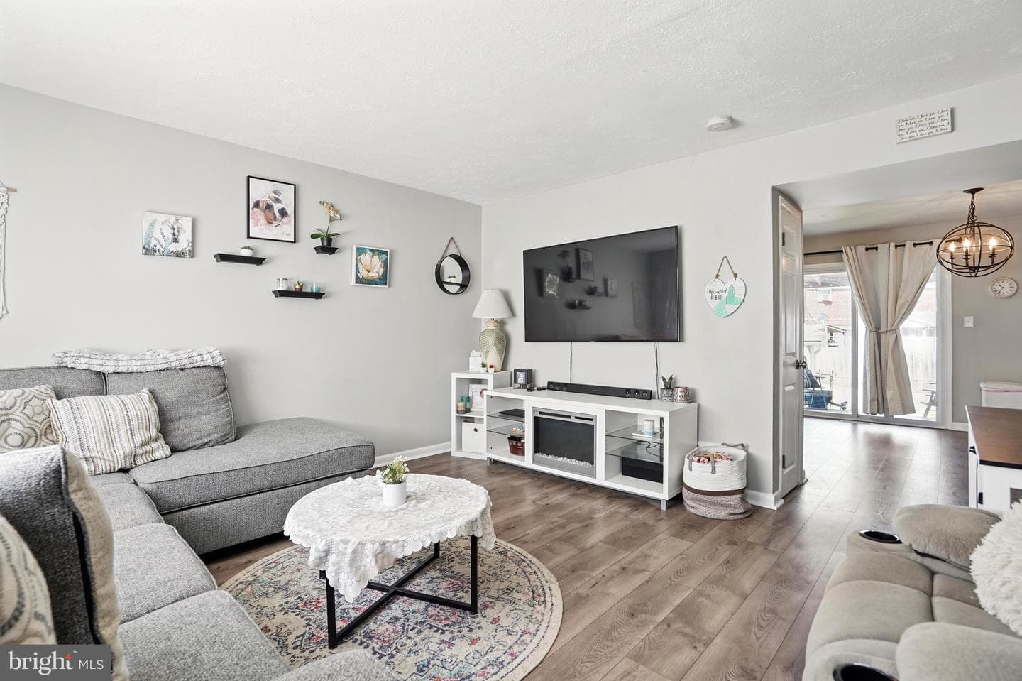7812 Jamesford photo 8
