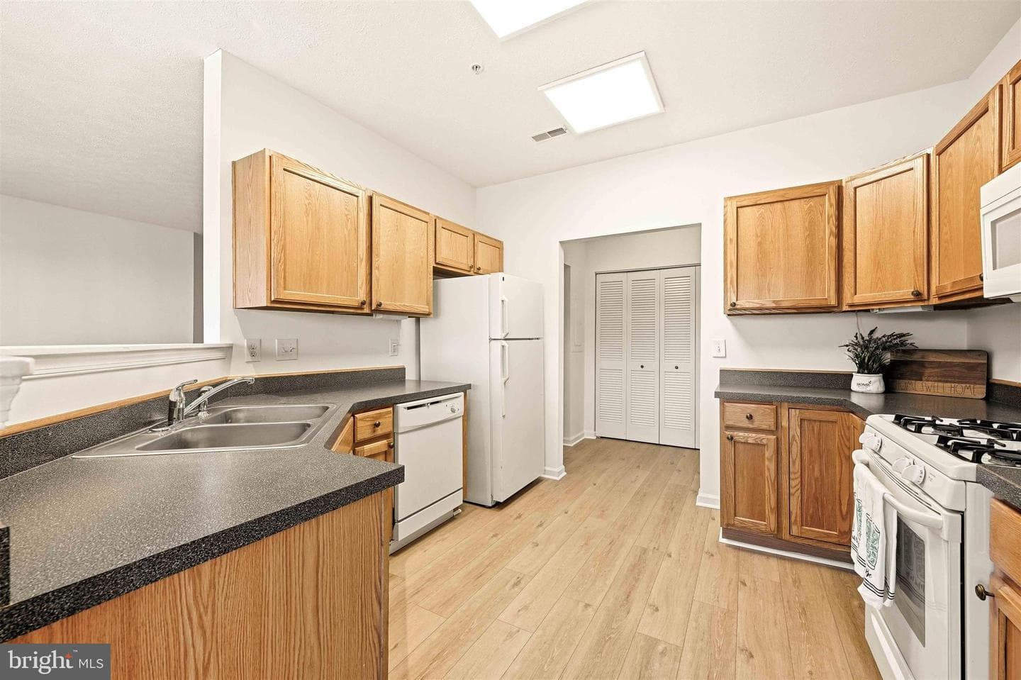 9603 Amberleigh Lane photo 18