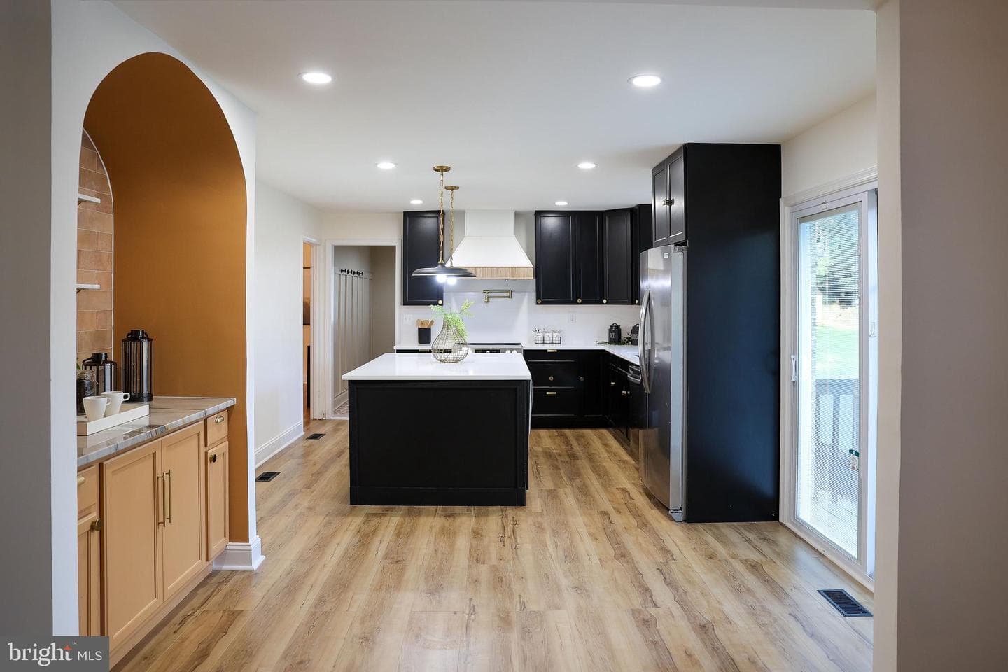 1503 Woodcliff Avenue photo 2
