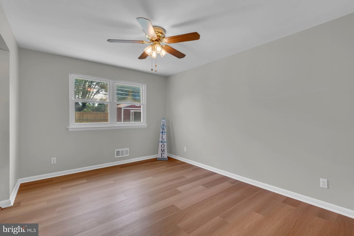9221 Turnbull Road photo 3