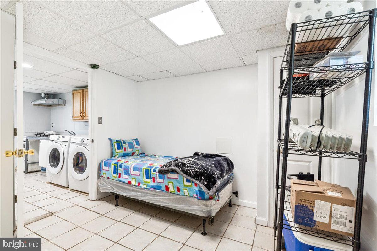 4903 Kenwood Avenue photo 38