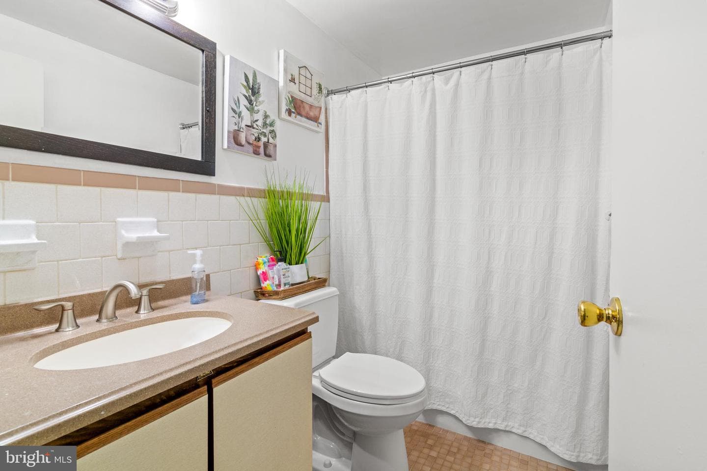 5 Warren Lodge Court #b photo 14