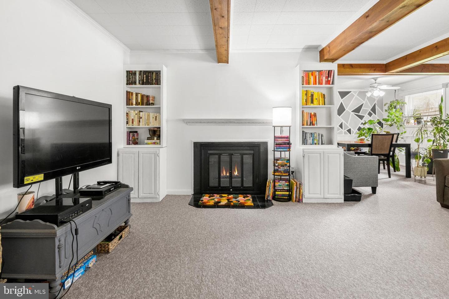 5 Warren Lodge Court #b photo 2