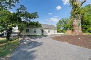 9734 Philadelphia Road photo 2