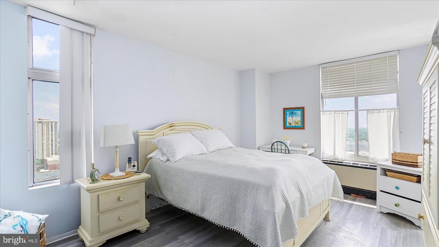 28 Allegheny Avenue #2505 photo 12