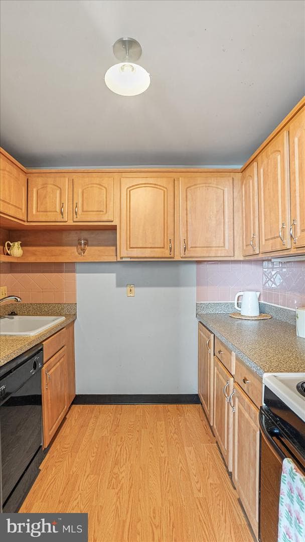 28 Allegheny Avenue #2505 photo 19