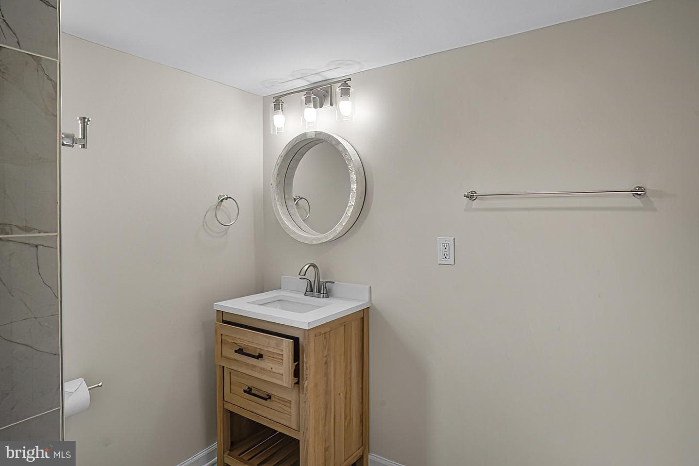3316 Fairview Road photo 13