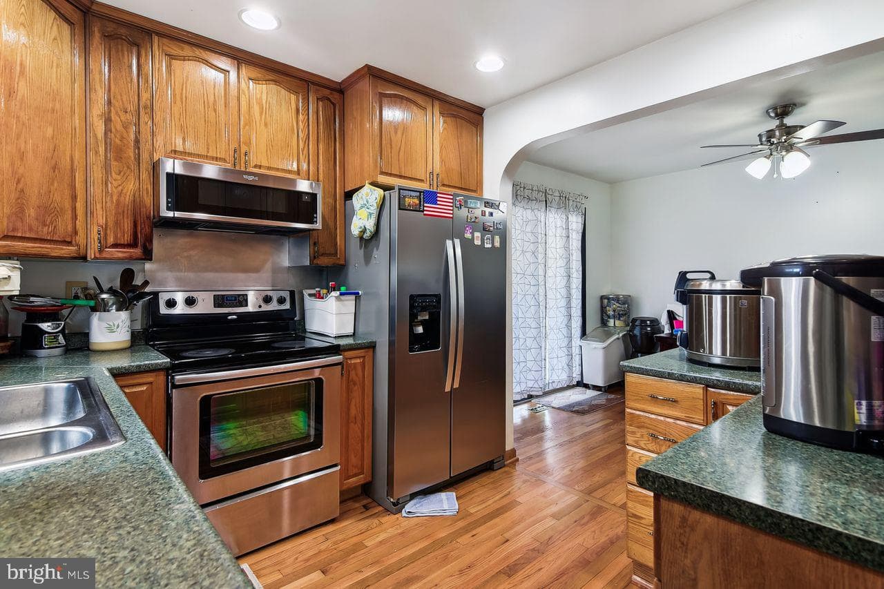 1103 Vernon Avenue photo 5