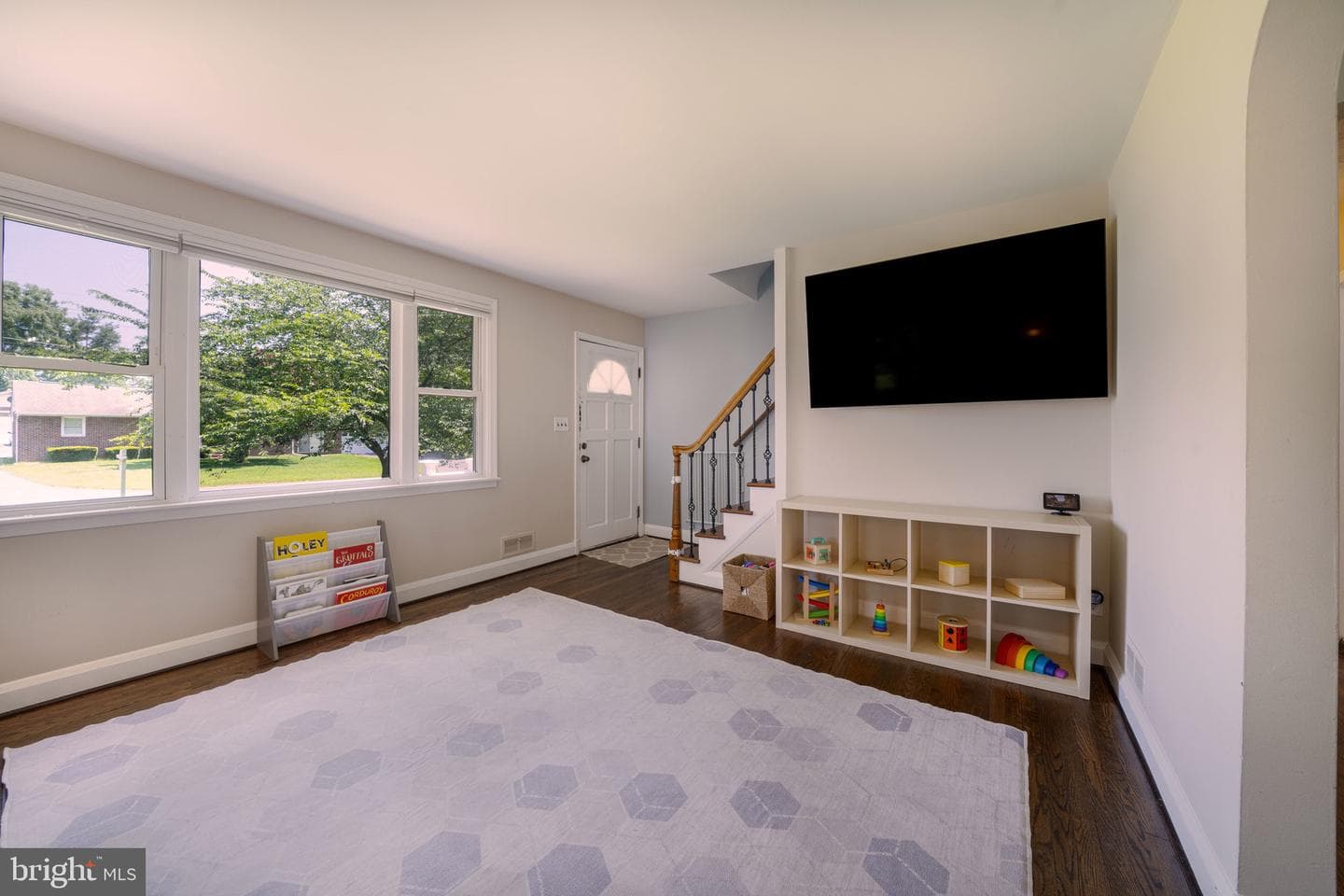 5819 Pine Hill Drive photo 9