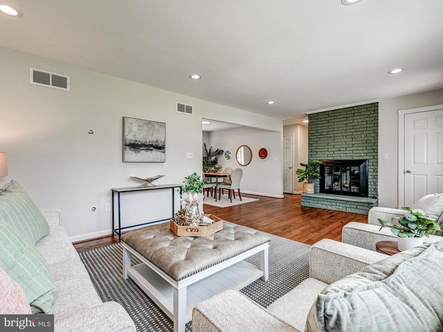 2411 Ruth Avenue photo 8
