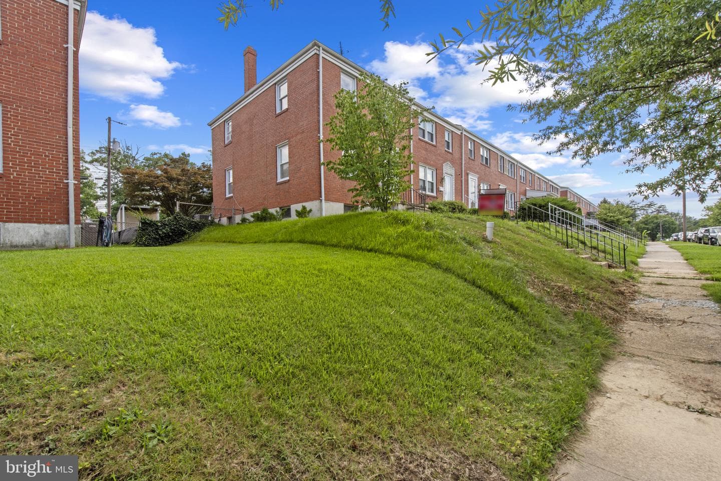 1755 Weston Avenue photo 2