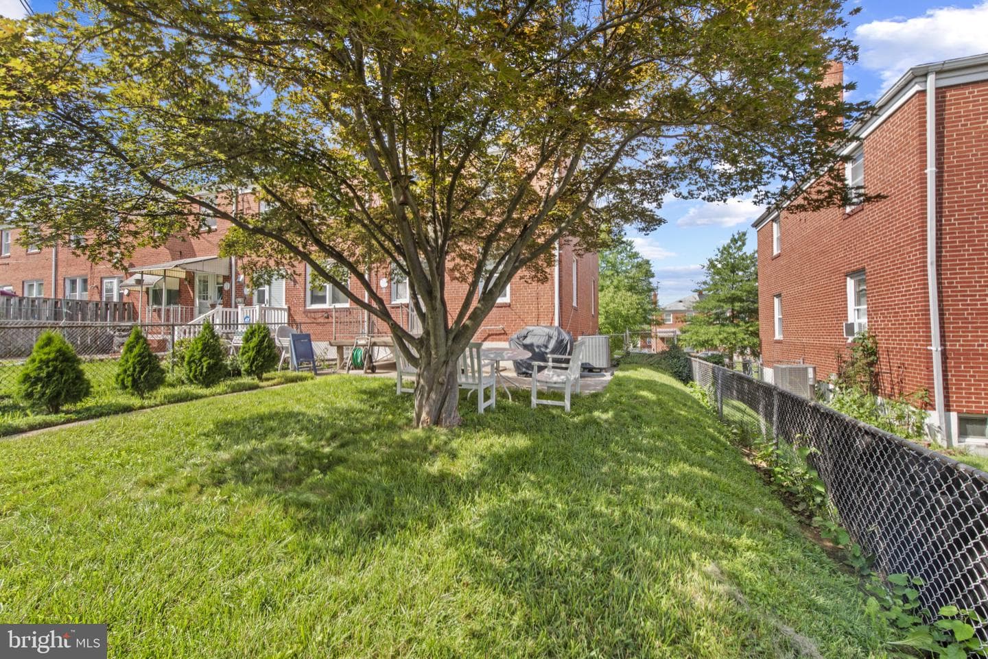 1755 Weston Avenue photo 28