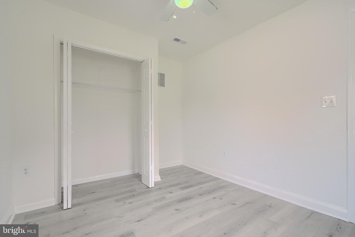 799 Platinum Avenue photo 21