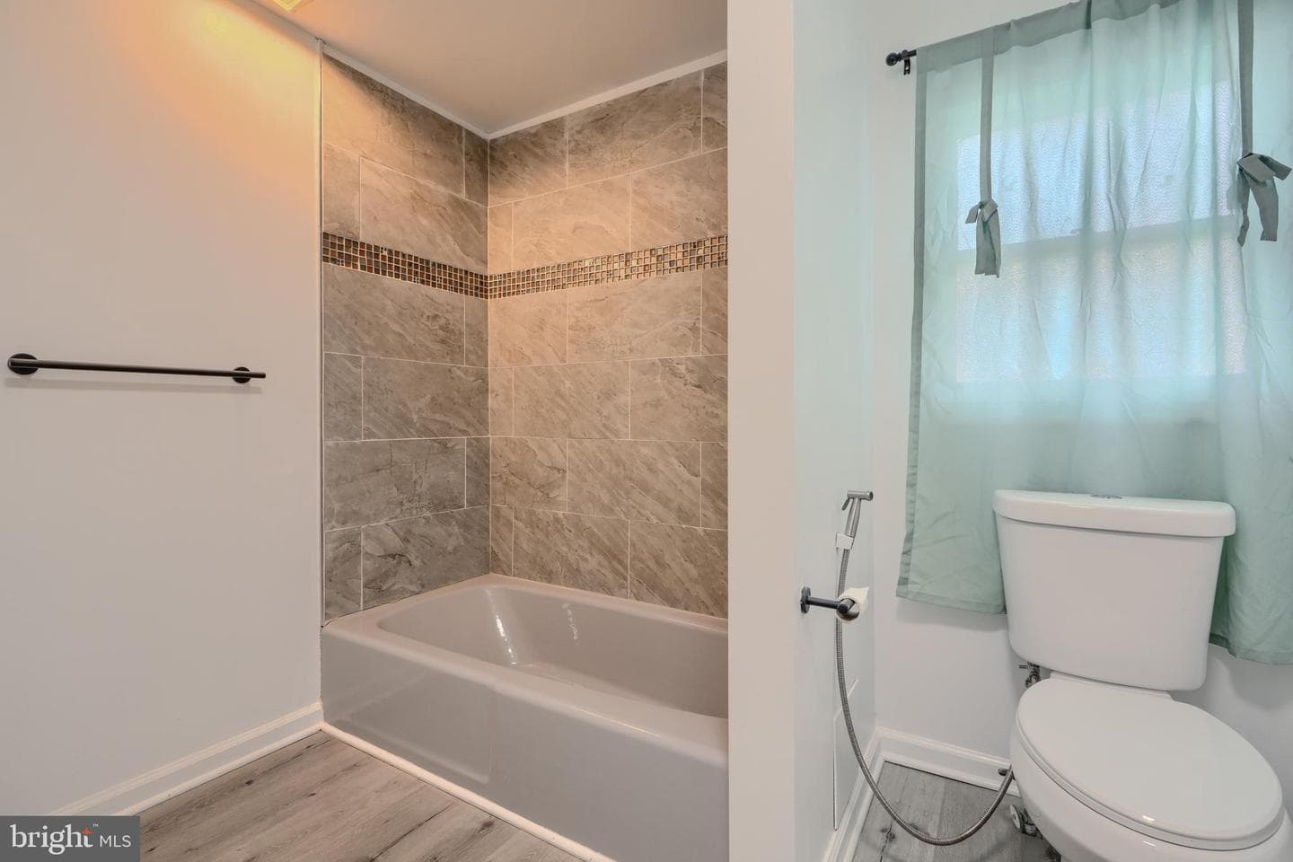 799 Platinum Avenue photo 25