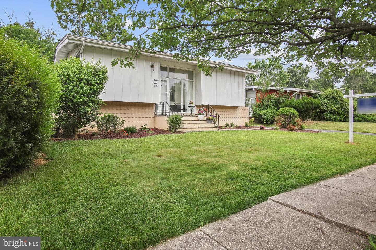 8412 Winands Road photo 1
