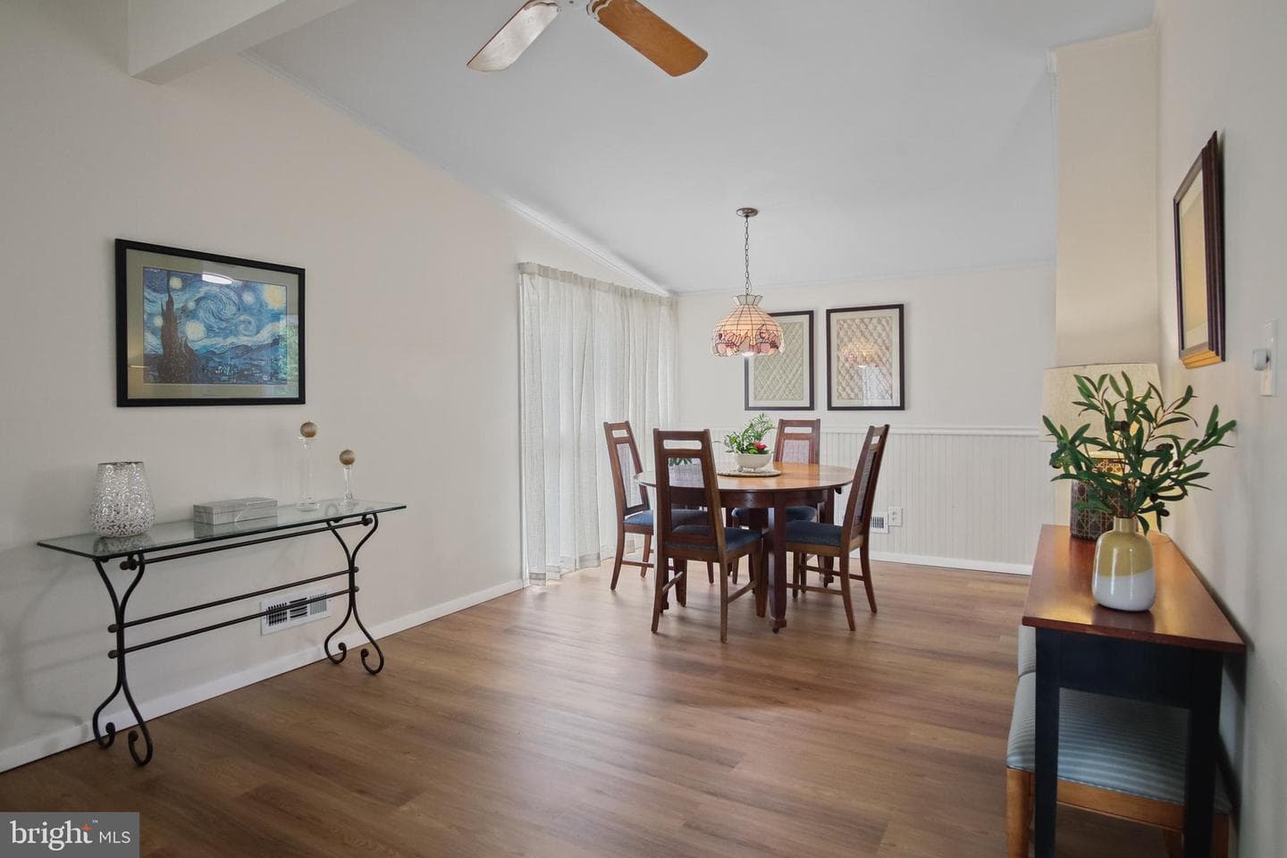 8412 Winands Road photo 5