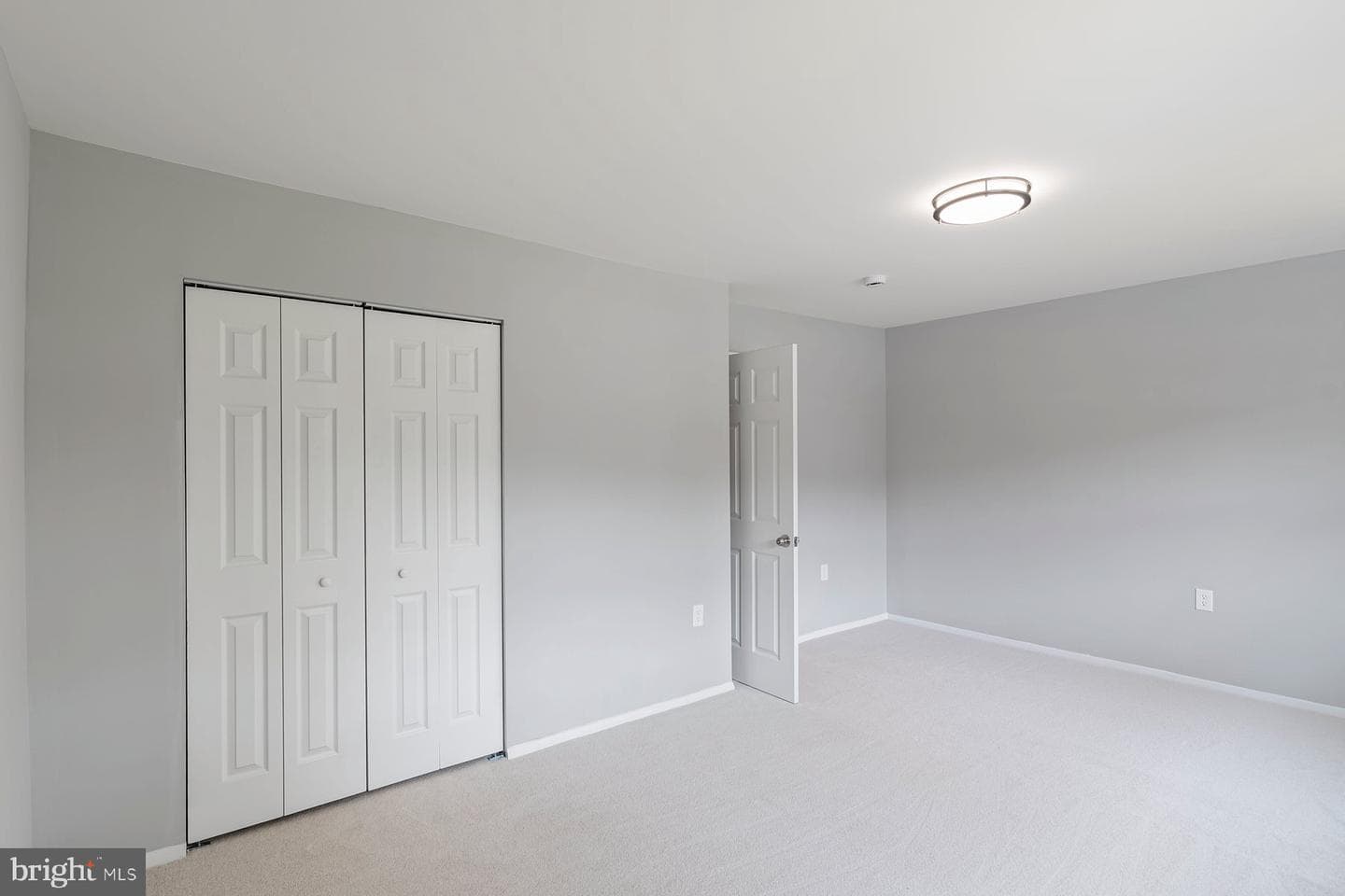 13 Pineknot Court photo 16