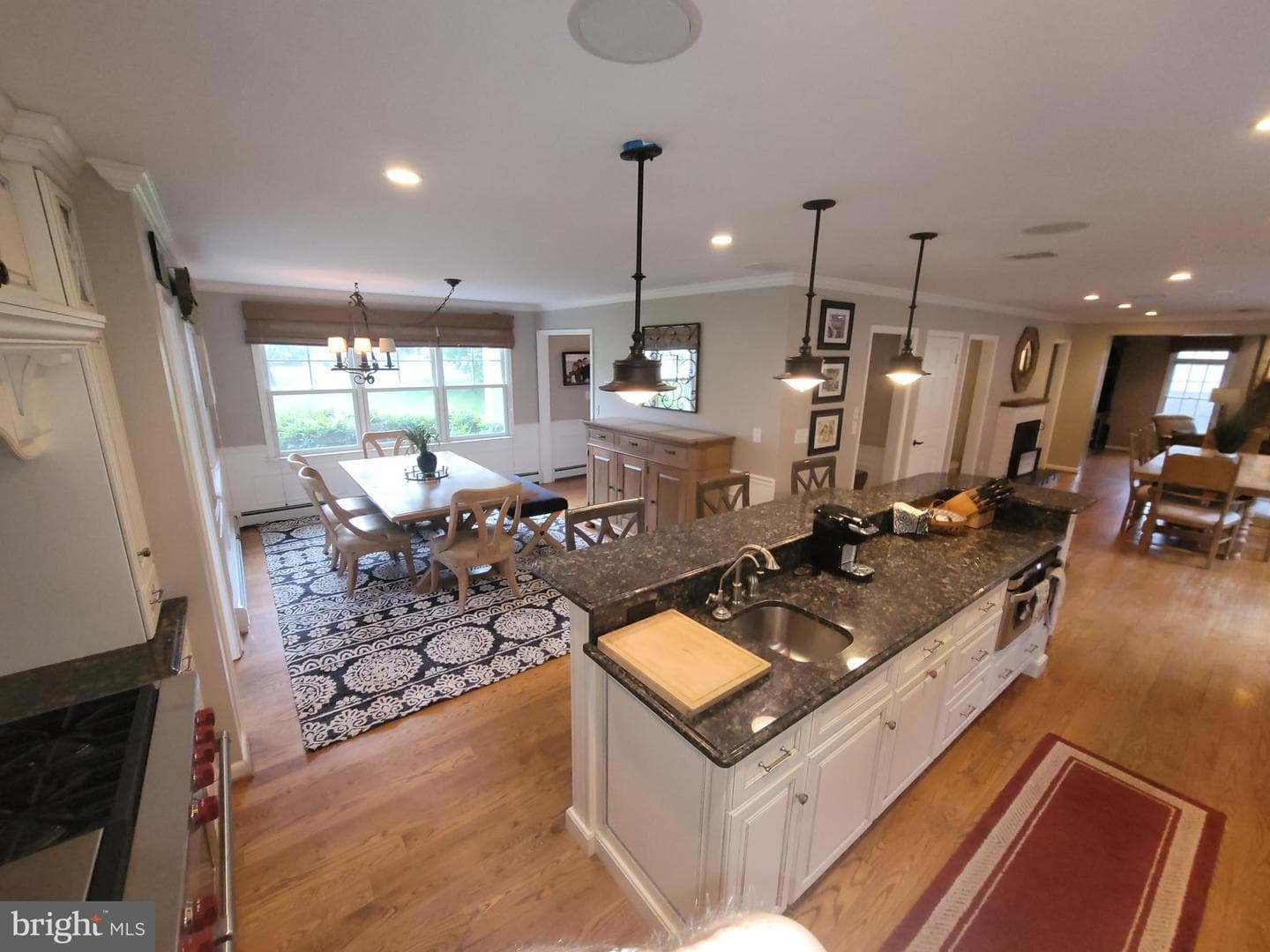 2424 Stanwick Road photo 2