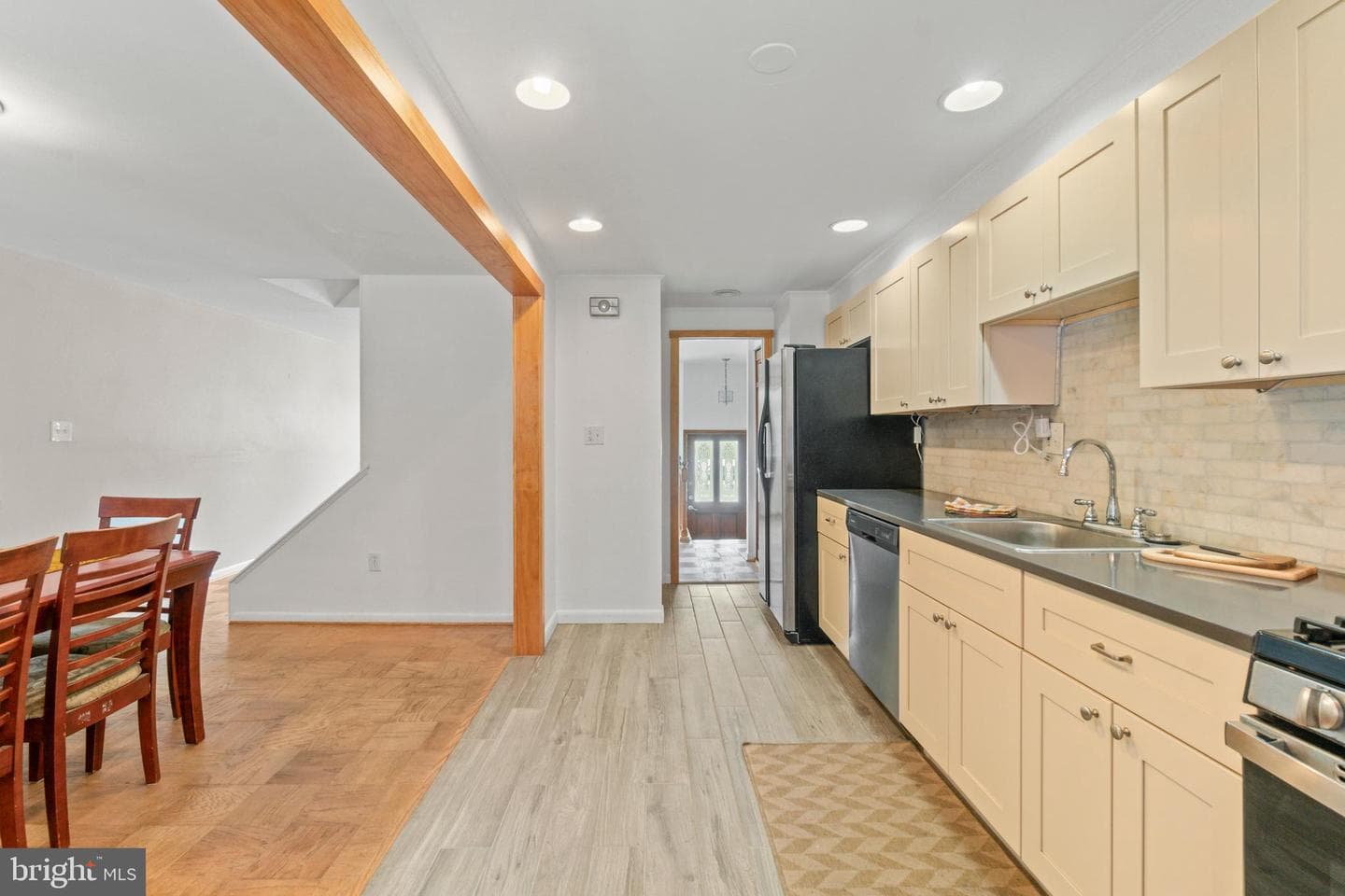 1117 Regina Drive photo 13