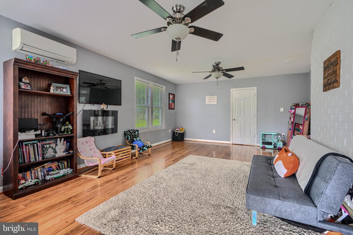 8011 Wood Avenue photo 24