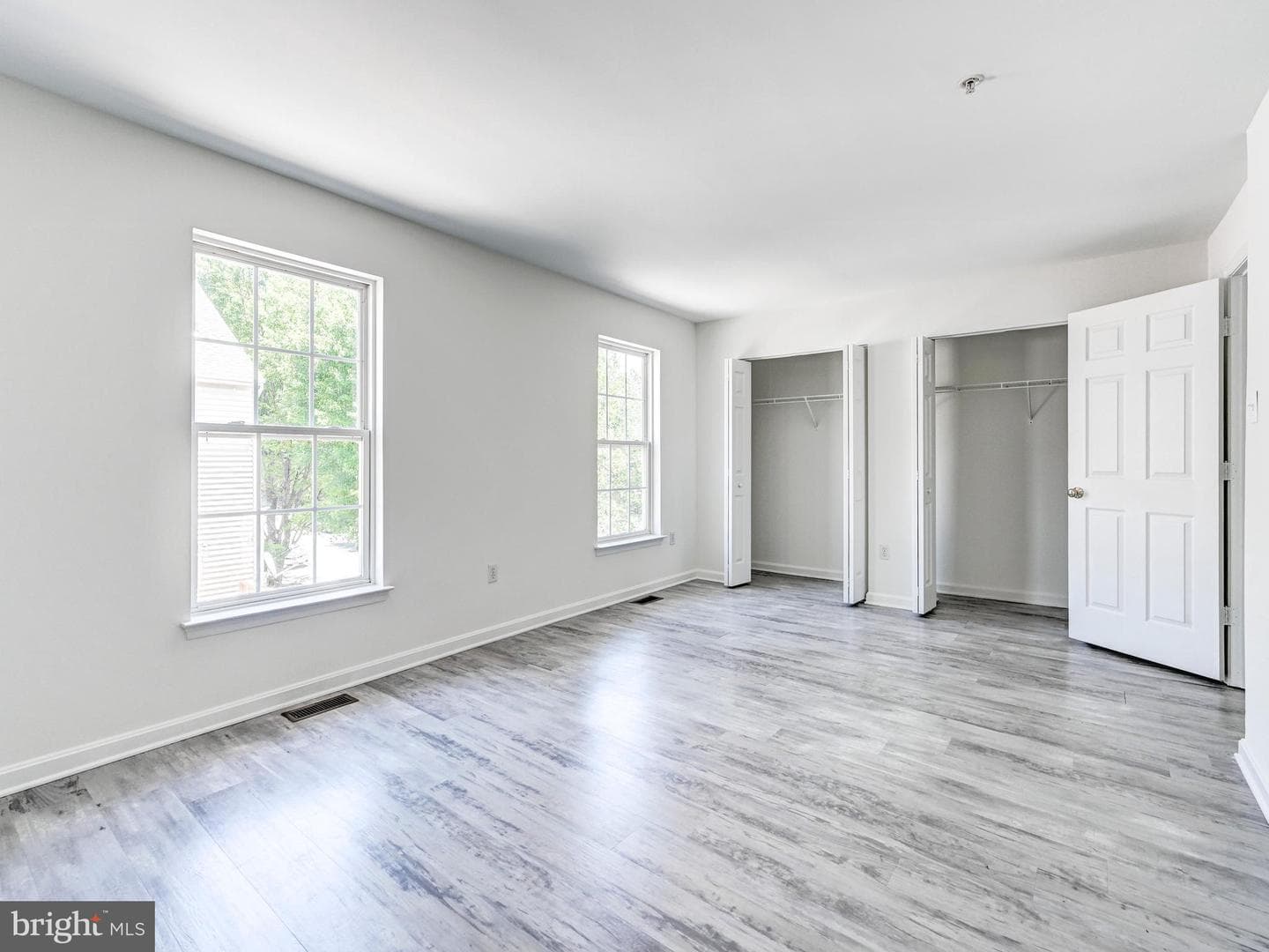 9867 Bon Haven Lane photo 15
