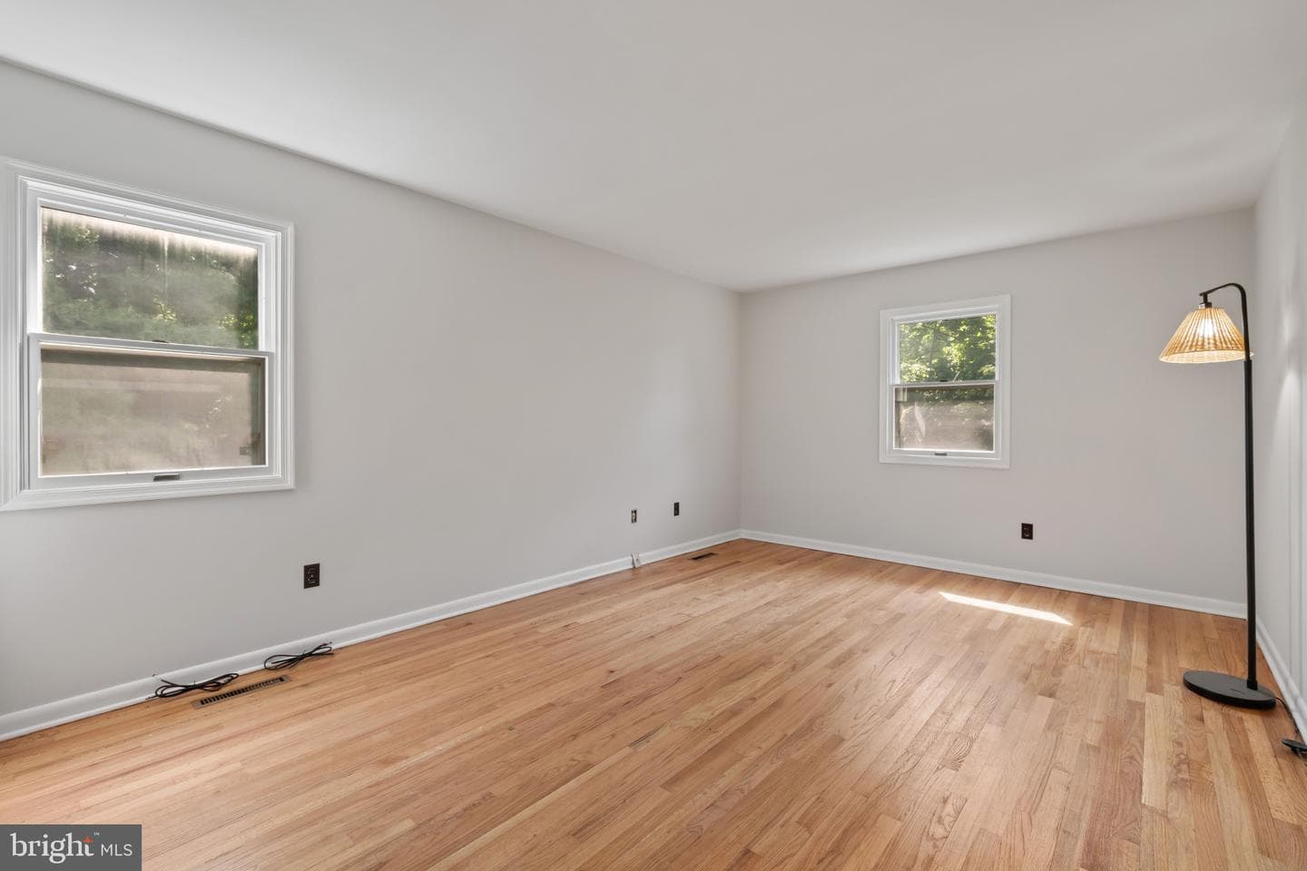 7 Amesbury Court photo 22