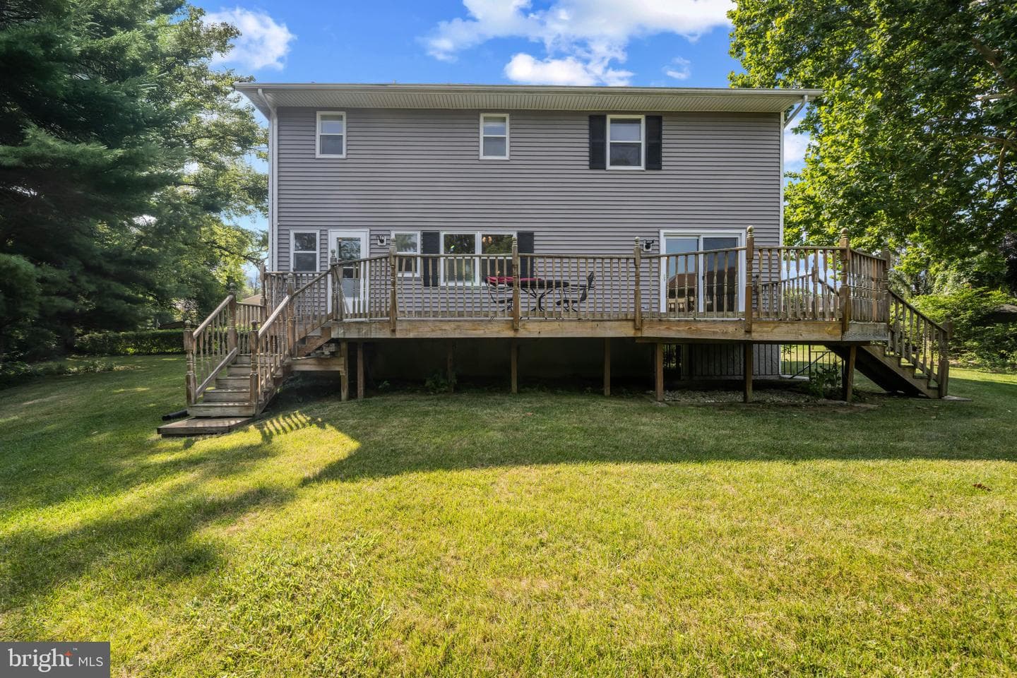 7 Amesbury Court photo 40
