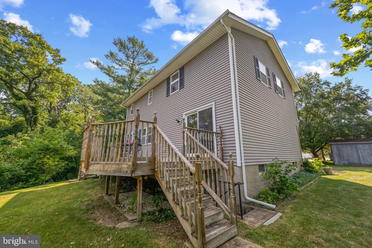 7 Amesbury Court photo 41