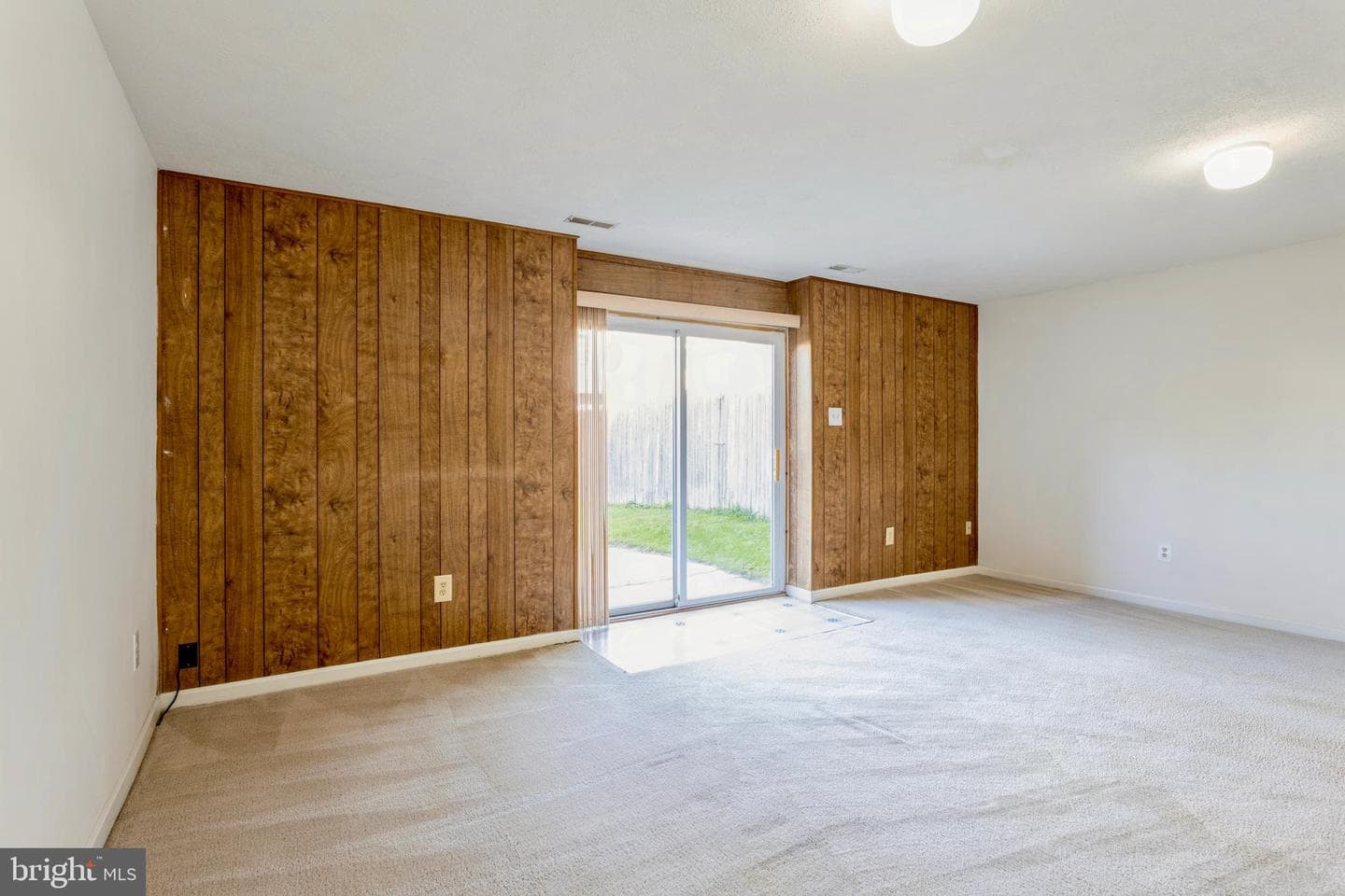8 Tatler Place photo 42