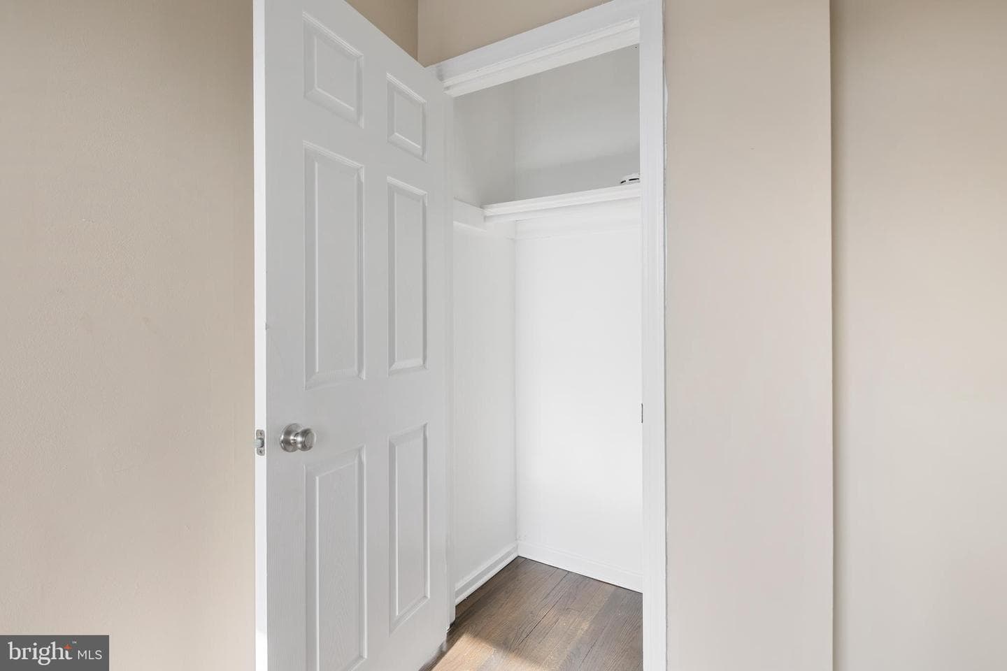 8004 Gray Haven Road photo 31