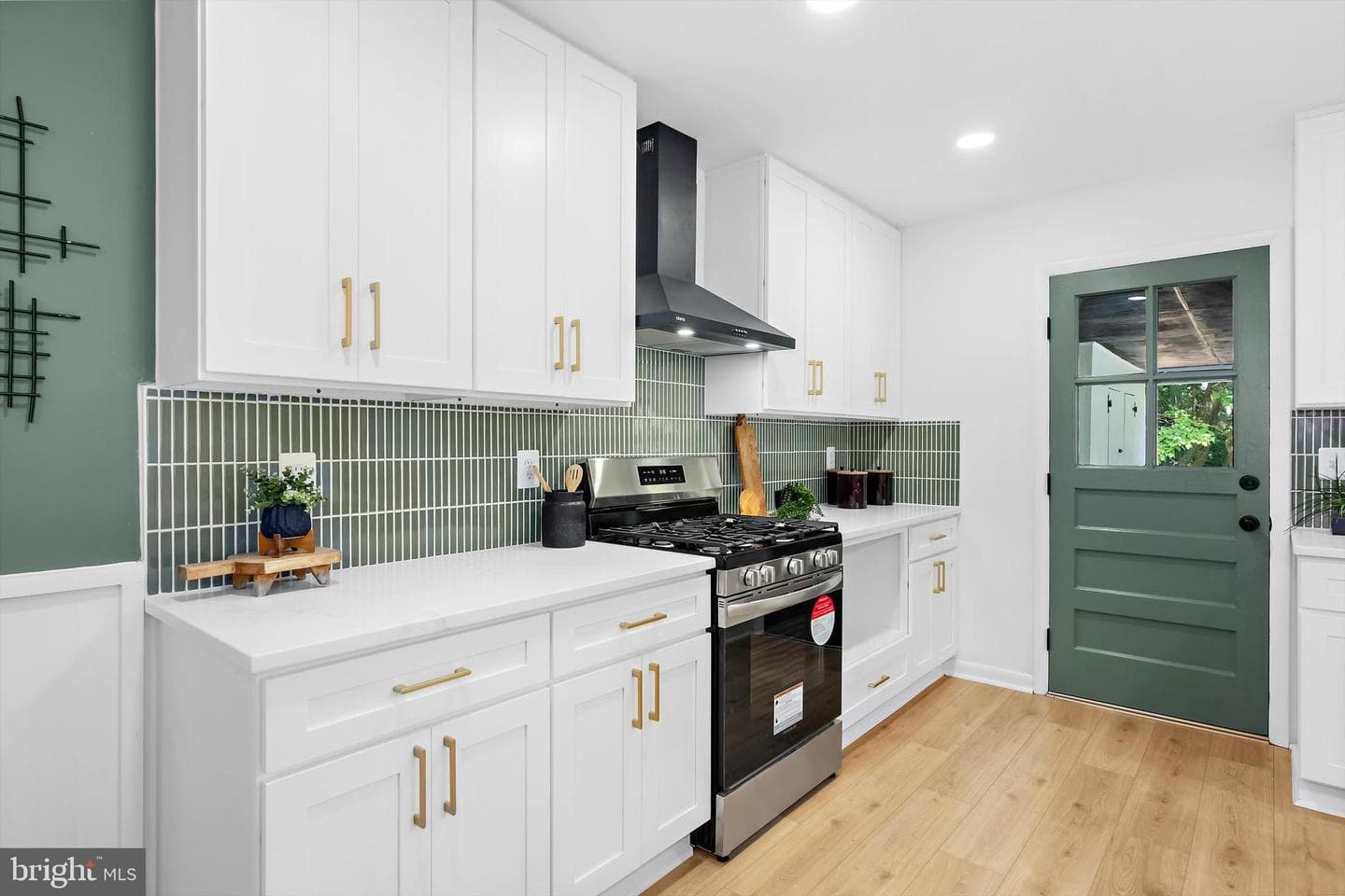 1013 Roxleigh Road photo 13