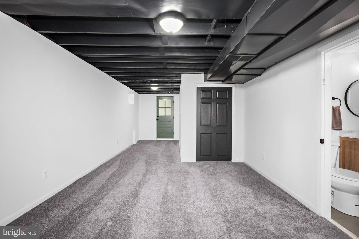 1013 Roxleigh Road photo 30