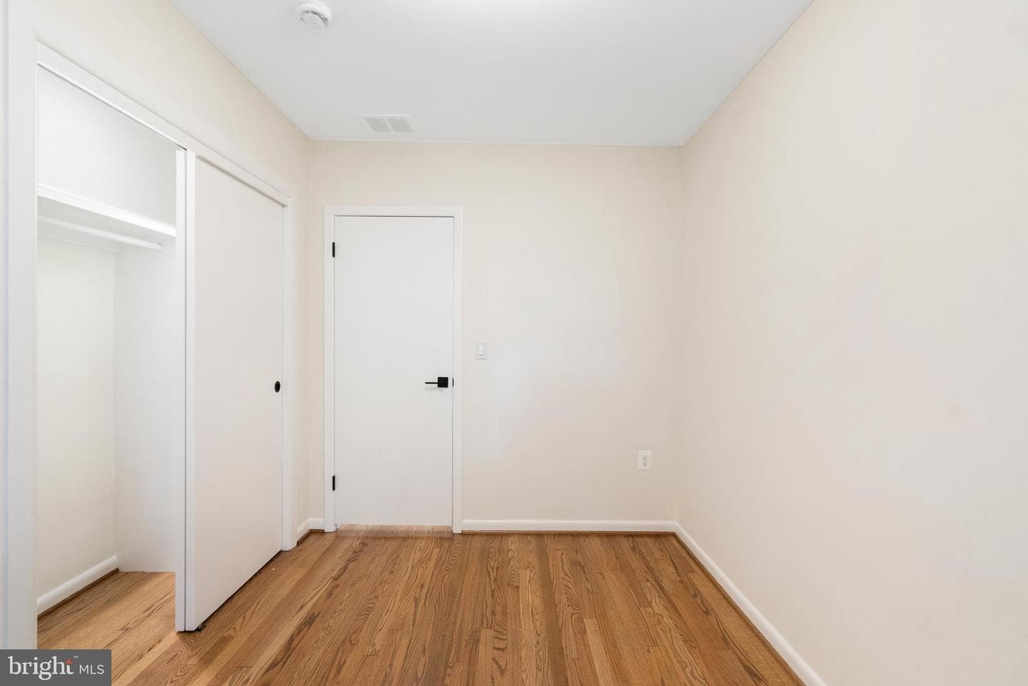 5245 King Avenue photo 31