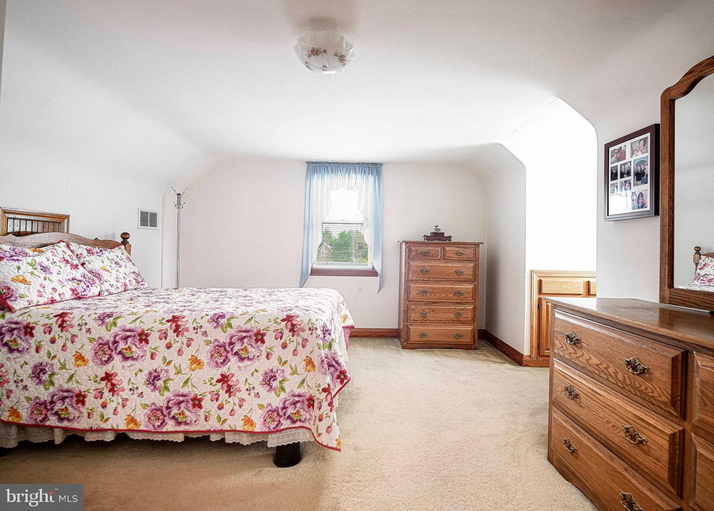 401 Riverside Road photo 32