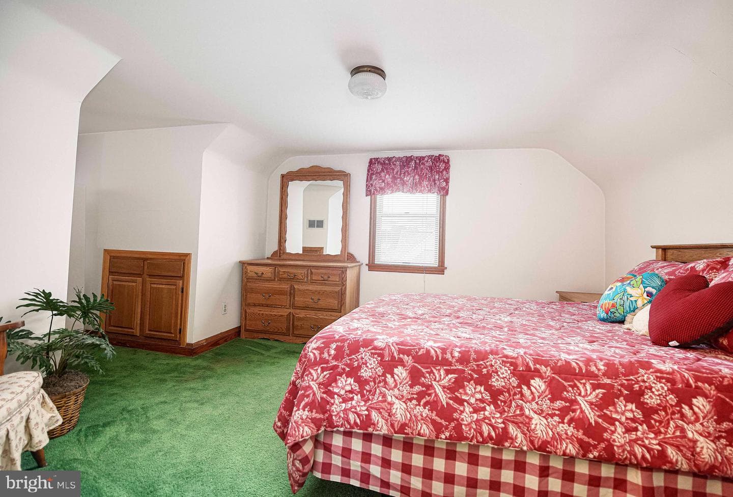 401 Riverside Road photo 35