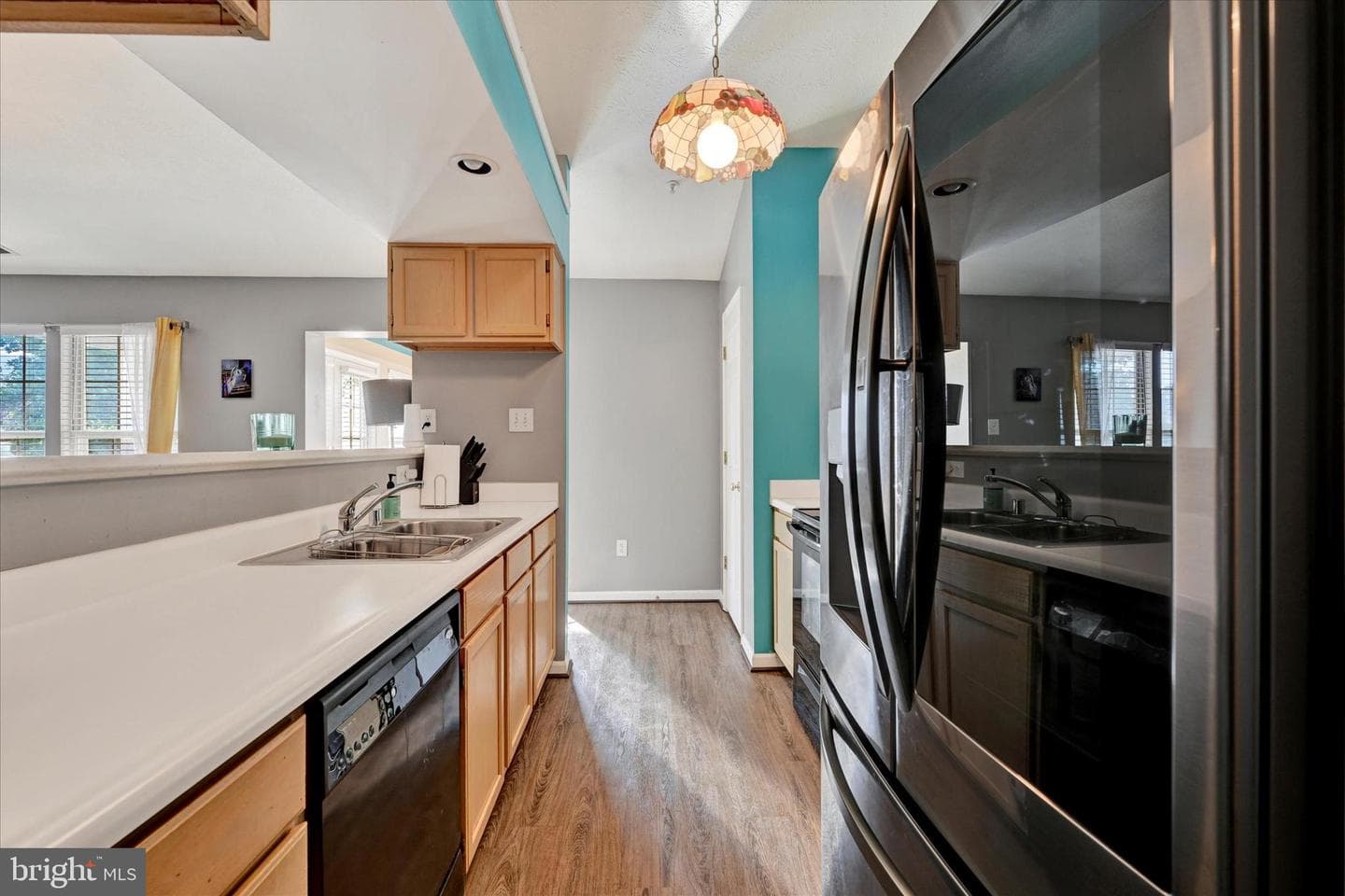 7685 Gladstone Road #6 photo 5