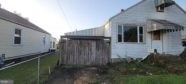 217 S Woodwell Road photo 13
